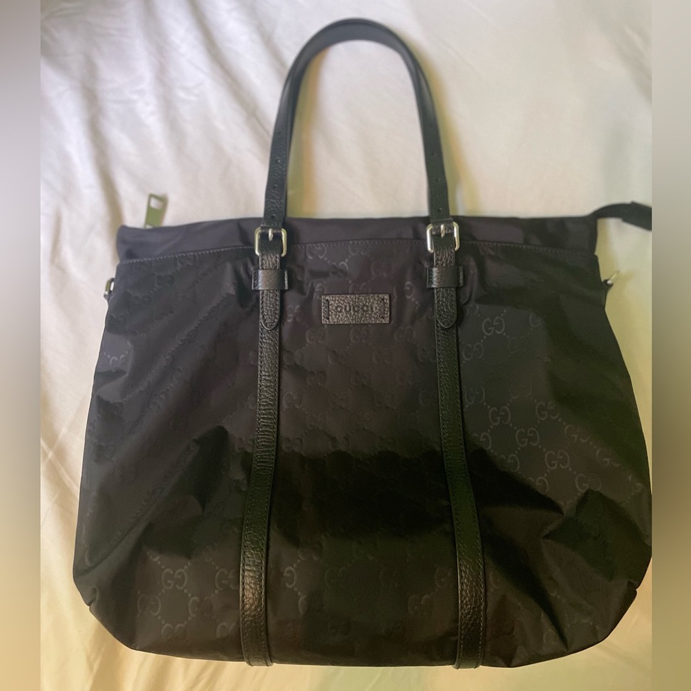 Gucci GG Black Nylon Tote Bag w/Crossbody Strap 🖤